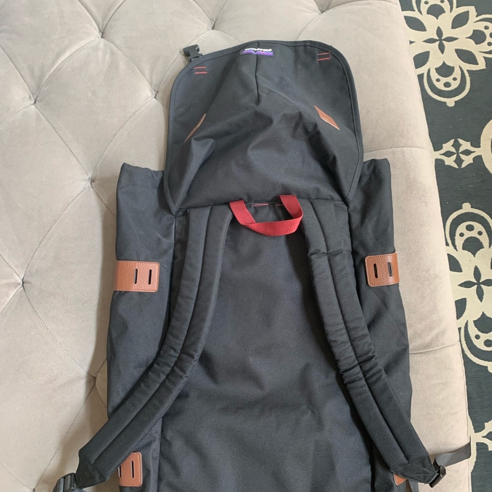 Patagonia backpack - Picture 3 of 3